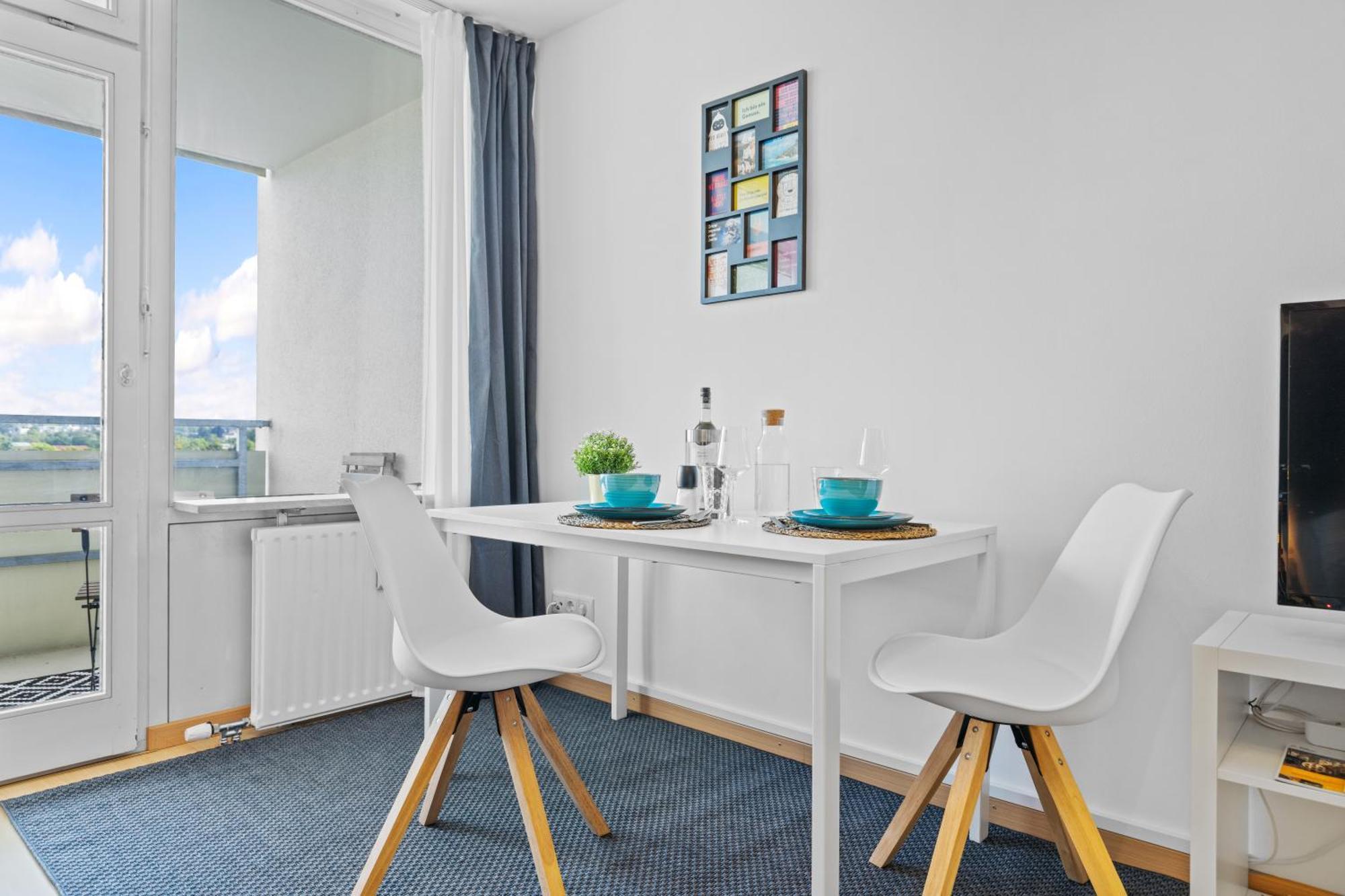 Sonniges City-Apartment Mit Suedbalkon Und Parklatz Neusass Ngoại thất bức ảnh