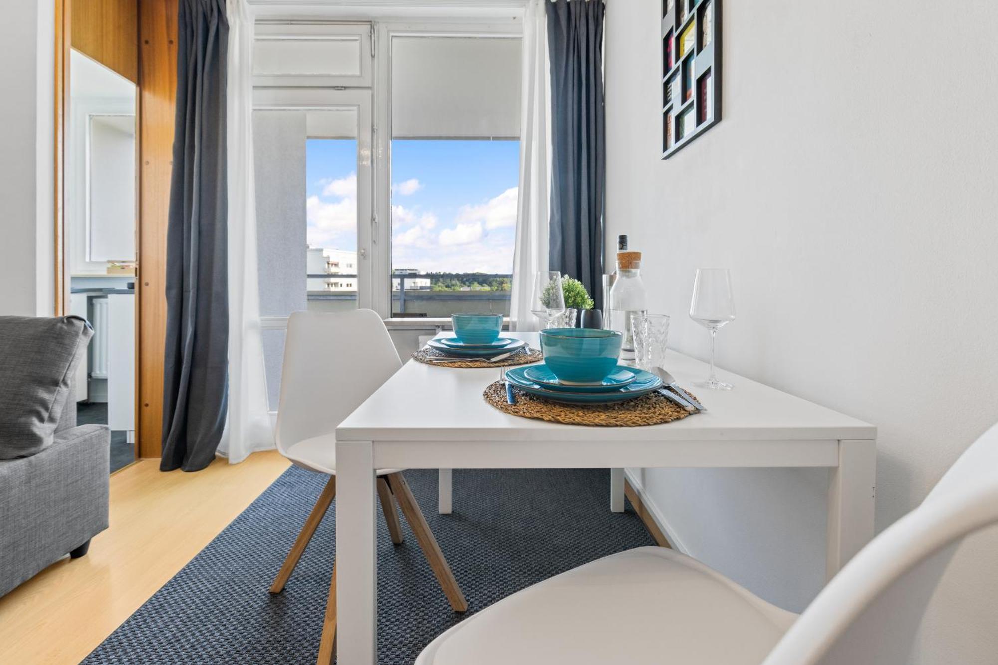 Sonniges City-Apartment Mit Suedbalkon Und Parklatz Neusass Ngoại thất bức ảnh